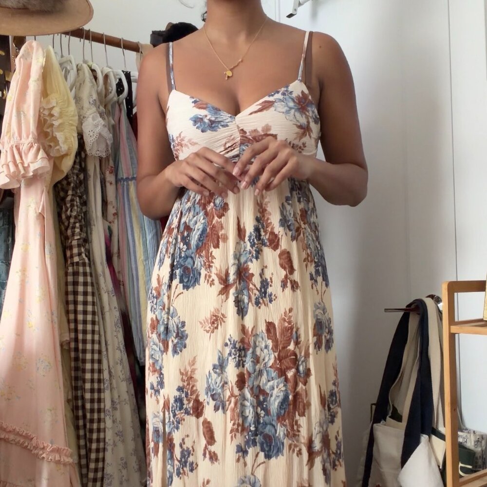 Crinkle Textured Ruched Maxi Dress